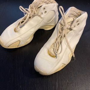 White vintage jordans